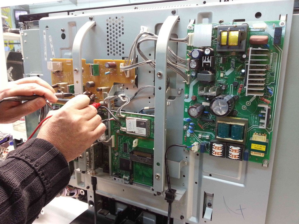 reparar televisor Miraflores de la Sierra